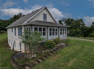 4290 Dalzell Rd, Whipple, OH 45788