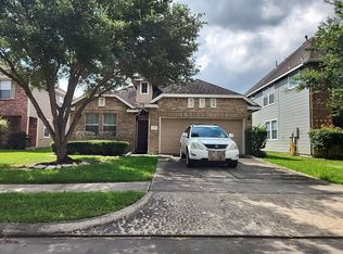 1201 Stallion Rdg, Alvin, TX 77511