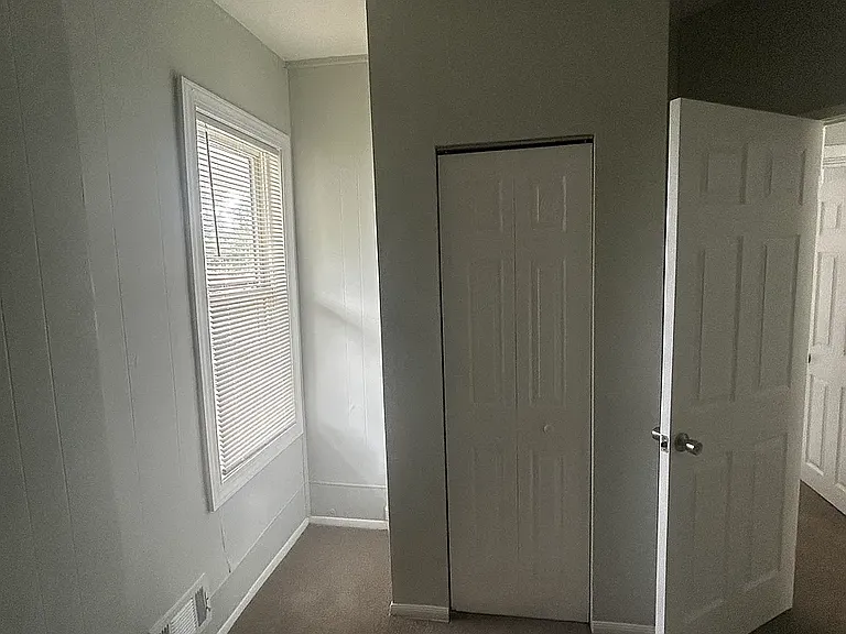 212 1/2 Rancocas Rd #1 — Photo 4