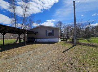 33 John Street, Madison, ME 04950