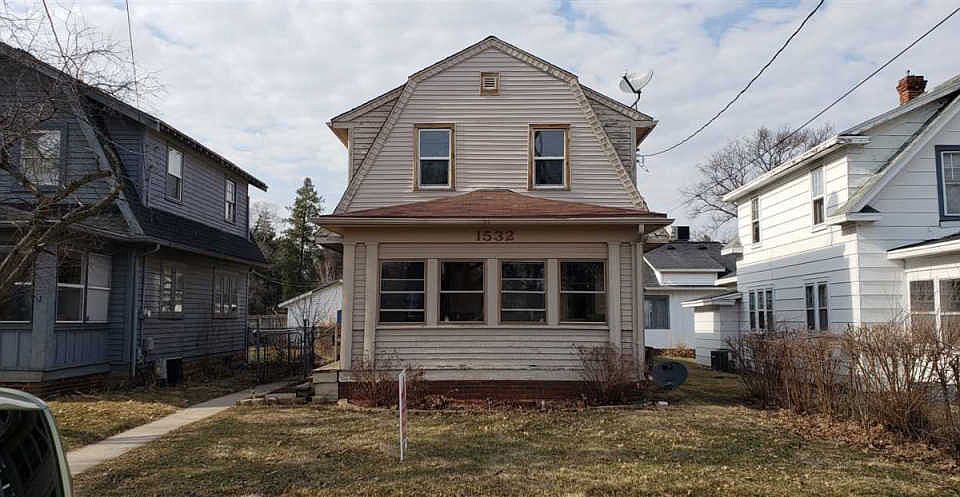 1st image of 1532 Myott Ave