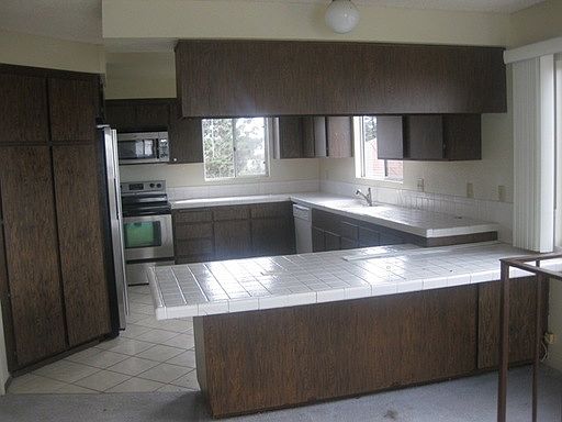 1st image of 4666 Narragansett Ave