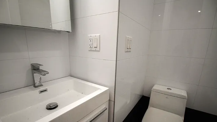 Rented by Nooklyn NYC LLC | media 19