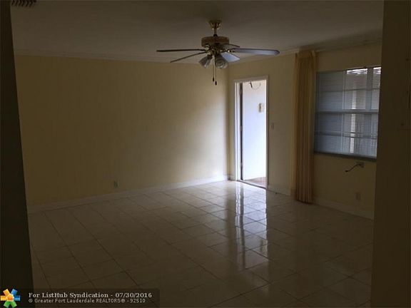 4th image of 348 S Federal Hwy APT 28