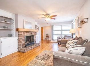 8 Elliot St, Easthampton, MA 01027