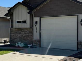 858 S Beaver Creek Way, Emmett, ID 83617