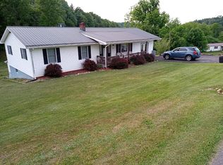 402 Dry Fork Rd, Chilhowie, VA 24319