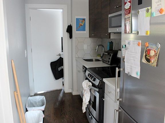 5th image of 1091 Bedford Ave #3