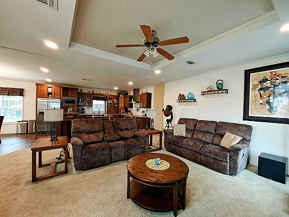 2nd image of 3071 Ensenada St N