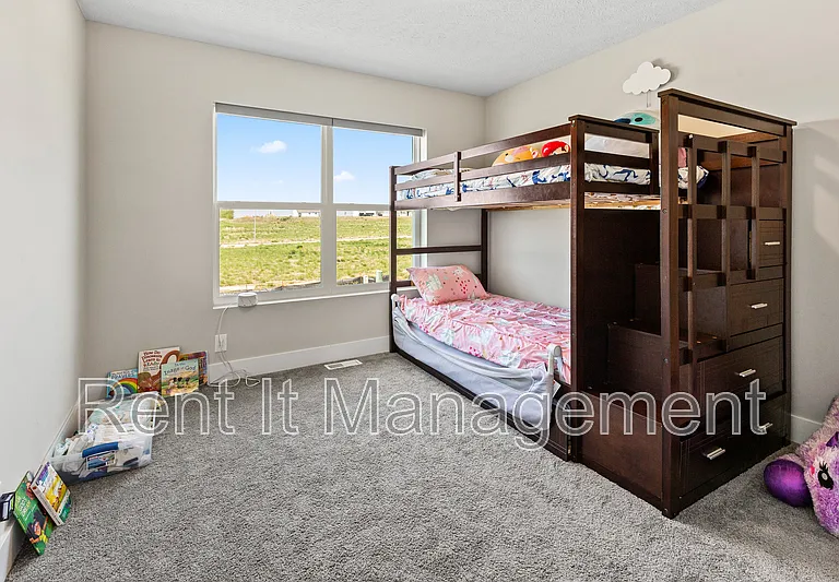 6910 Stony Point Dr — Photo 21
