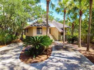 13 Palm Isle Ct, Hilton Head Island, SC 29926