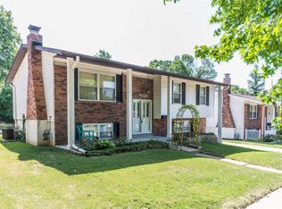 9628 Antonette Hills Dr, Saint Louis, MO 63123