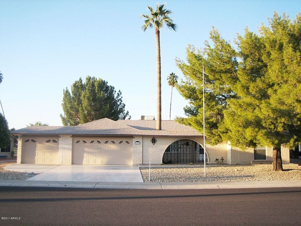 1st image of 10402 W Cameo Dr