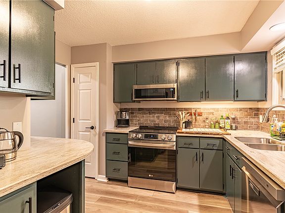 4th image of 2634 S Forrest Green Dr