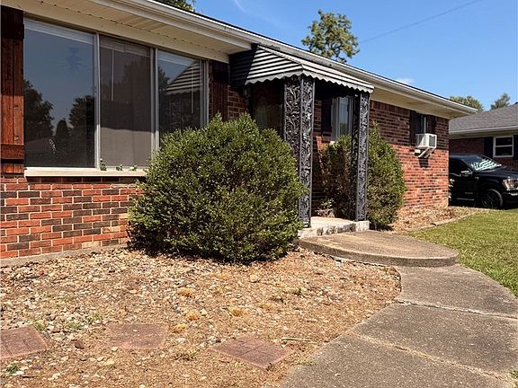 2nd image of 322 Redbud Drive