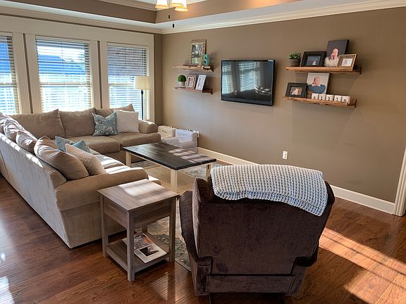 4th image of 513 Wycliffe Dr