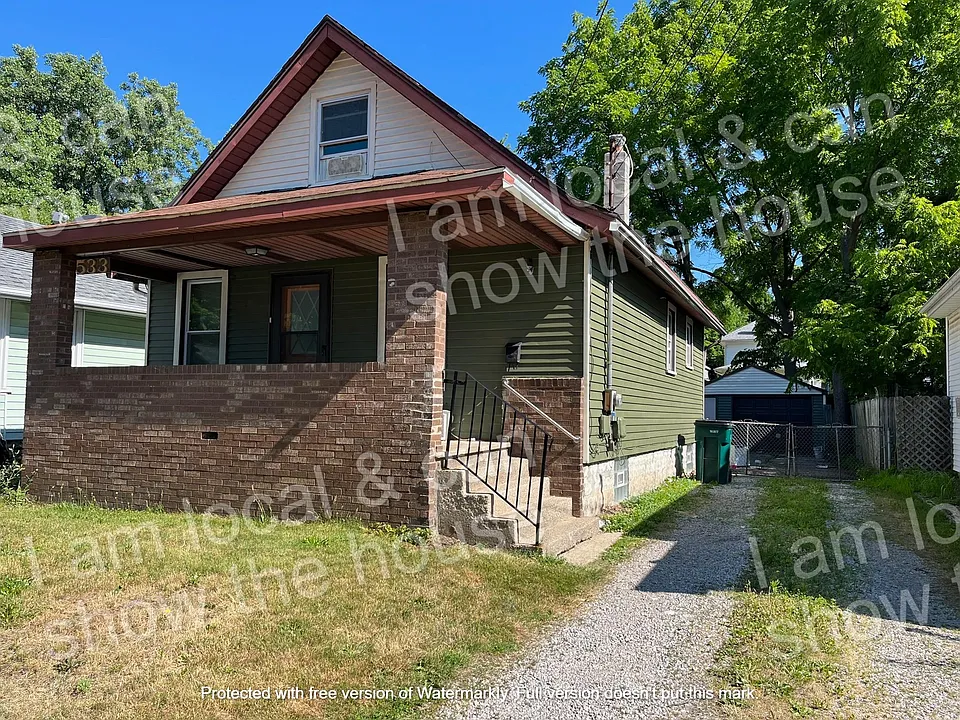 533 Woodrow Ave