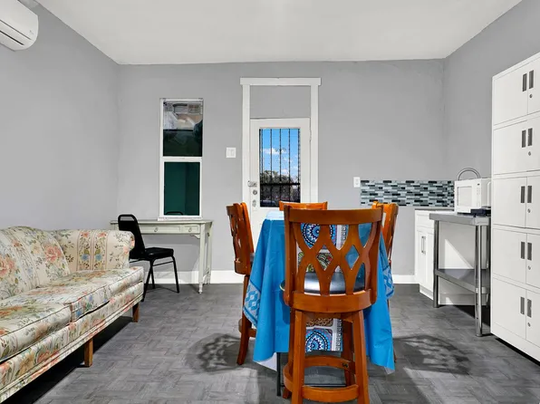 (undisclosed Address), El Paso, TX 79905