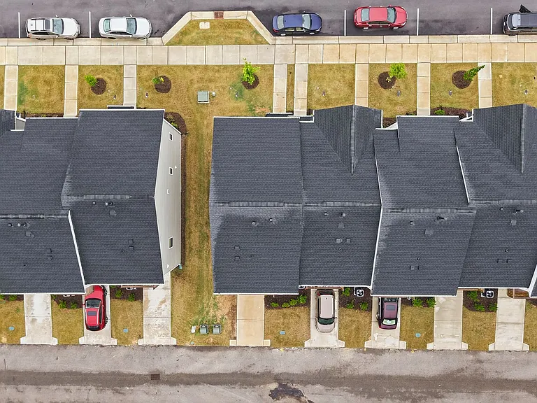 324 Hemley Trl — Photo 6