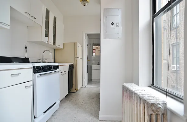 Rented by J Misrahi Realty Corp | media 12