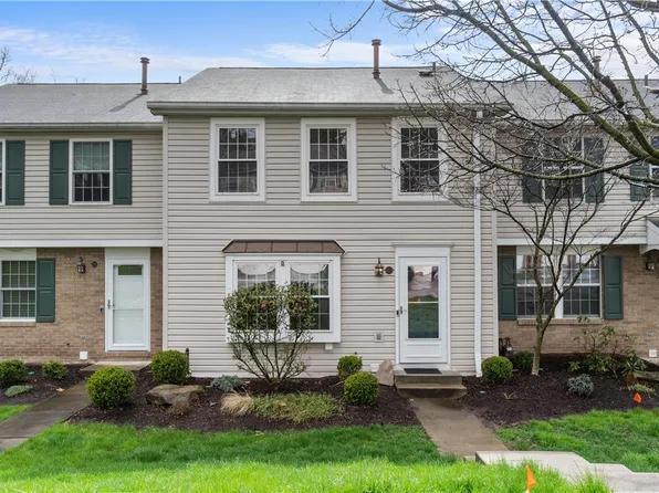 213 Green Ct, Pittsburgh, PA 15234