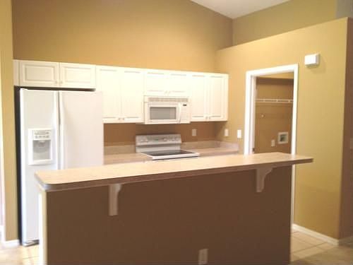 2nd image of 1033 Edgerton Ave
