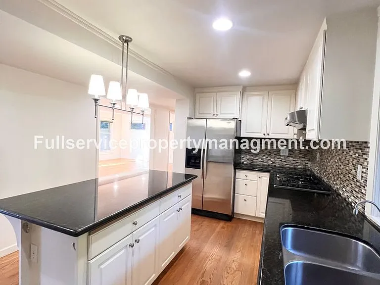 8822 SE 59th St — Photo 9