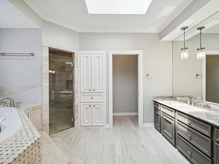 6433 Sewanee Ave — Photo 8