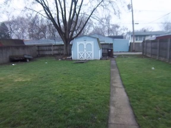 3rd image of 14816 S Richmond Ave