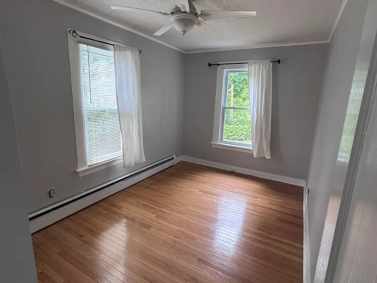 35 Indian Neck Ave #1 — Photo 6