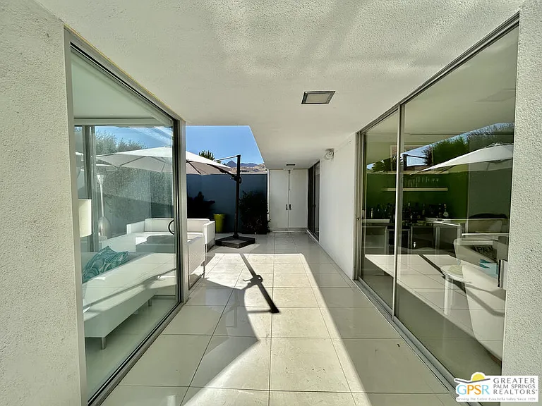 16 Lakeview Cir — Photo 46