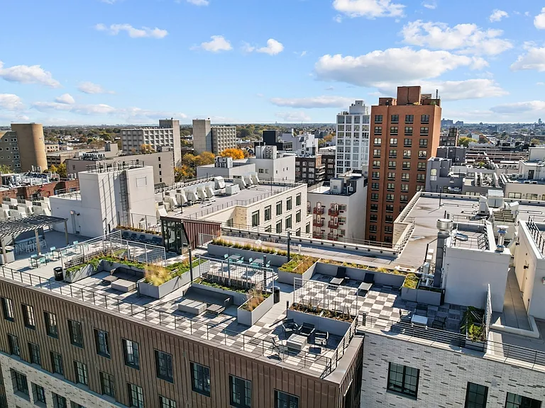 350 Clarkson Ave #321 — Photo 18