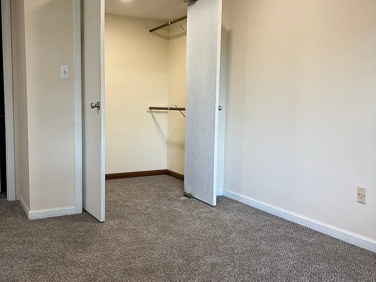 507 Conner Creek Dr — Photo 10