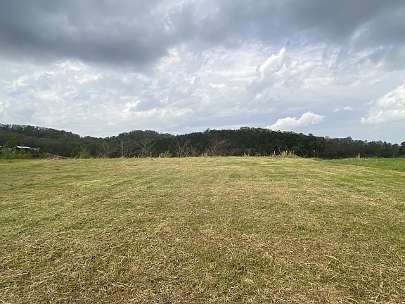 3rd image of 715 River Front Dr Lot 92