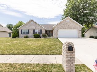 1220 Usher Dr, O'Fallon, IL 62269