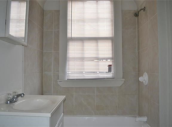 5th image of 1730 N Tonti St APT B