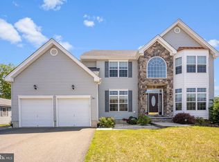 2 Fullrigger Ave, Barnegat, NJ 08005