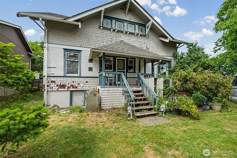 3rd image of 4049 S 128th Street