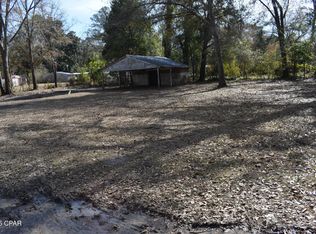 1291 Morris Ave, Chipley, FL 32428