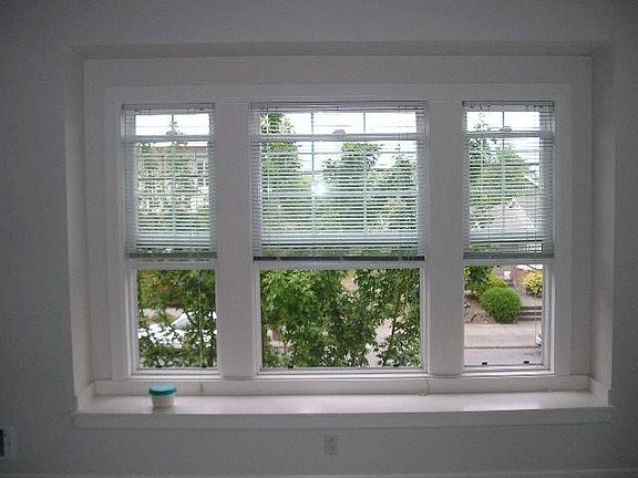 Livingroom Bay Window