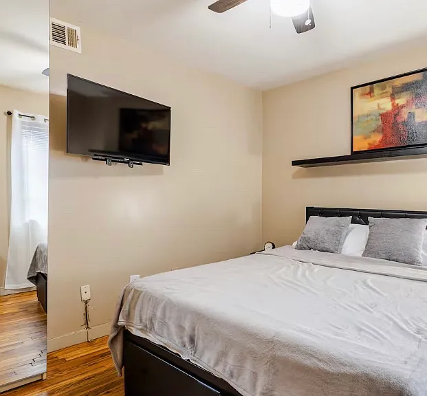 571 Formwalt St SW #11 — Photo 6