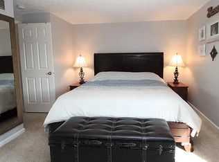 115 Willingate Rd #115, Fairport, NY 14450