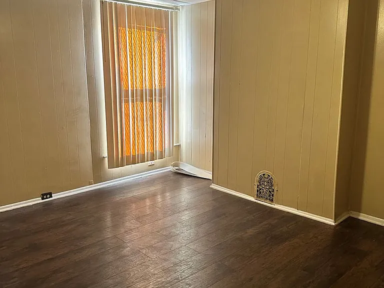 1649 N Fulton Ave — Photo 4
