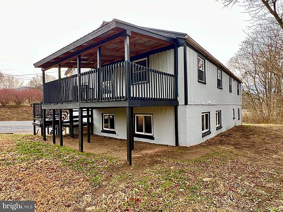 4th image of 1722 Saxton Rd