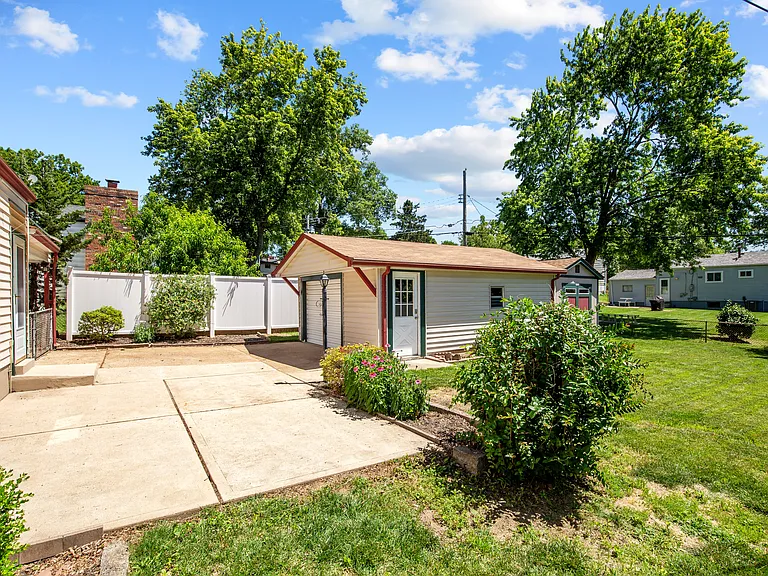 10010 Mayo Dr — Photo 22
