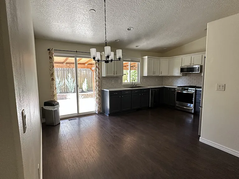 8378 W Pamela St — Photo 7