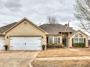 2100 Branden Ln, Edmond, OK 73003