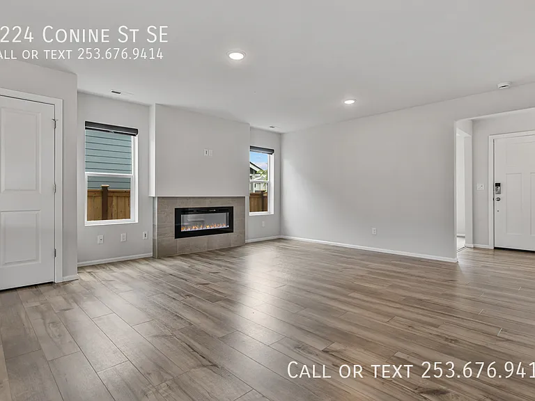 9224 Conine St SE — Photo 8