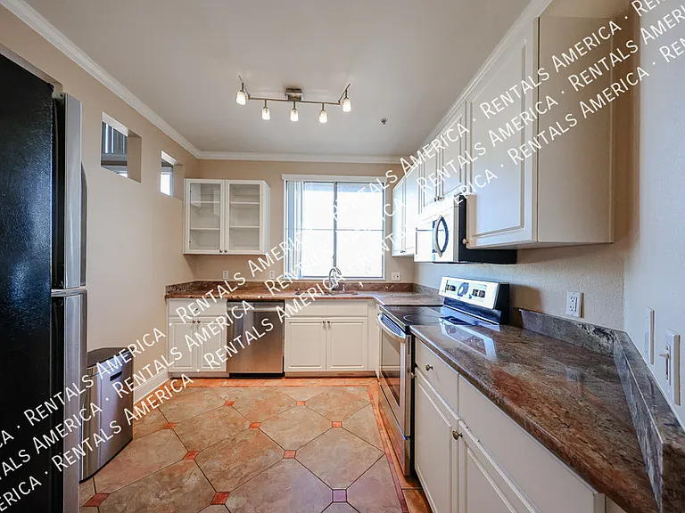 1701 E Colter St #456 — Photo 9