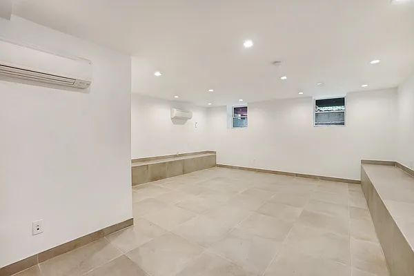 Rented by Compass | media 6